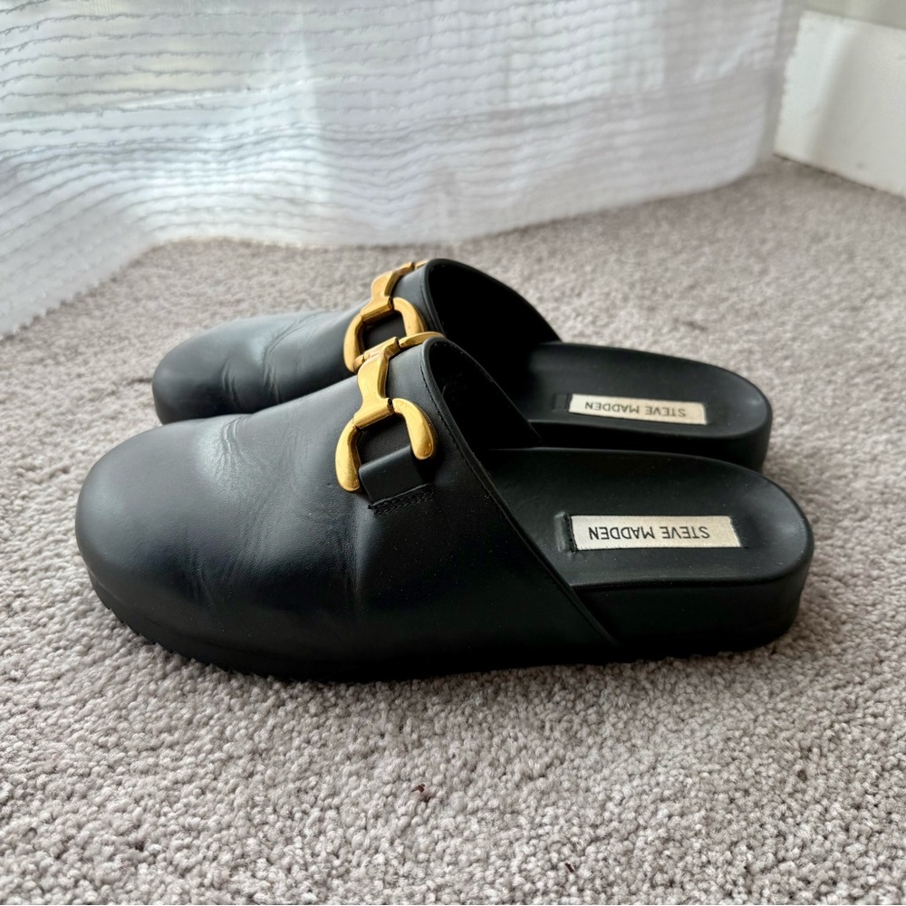 Steve Madden Masin Mules, Women’s 8.5, Gold Horsebit Detail